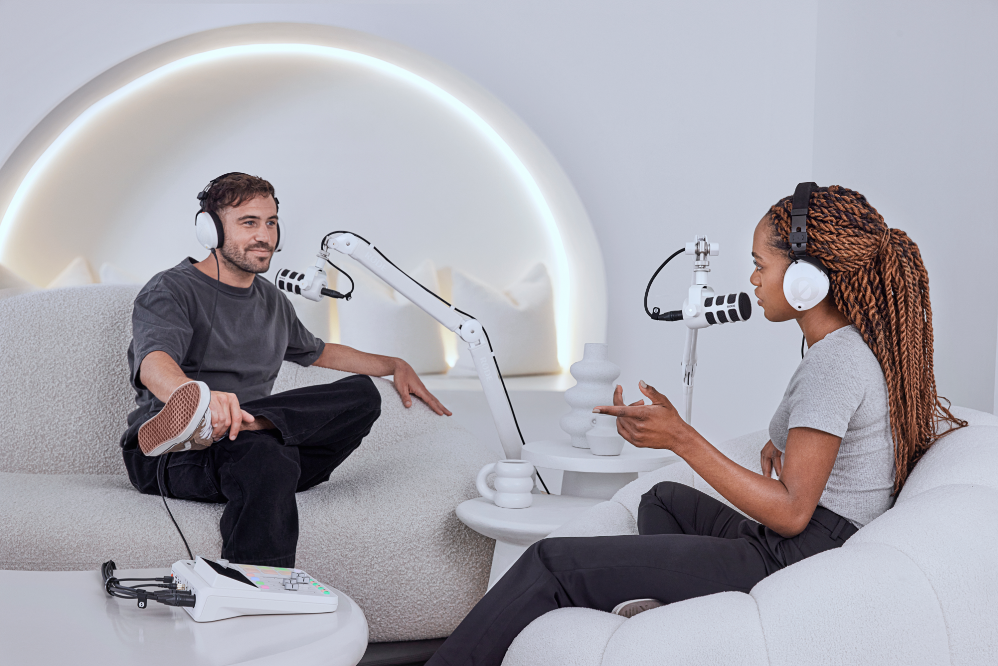 RØDECaster Duo podcast és audio produkciós keverő, fehér-5