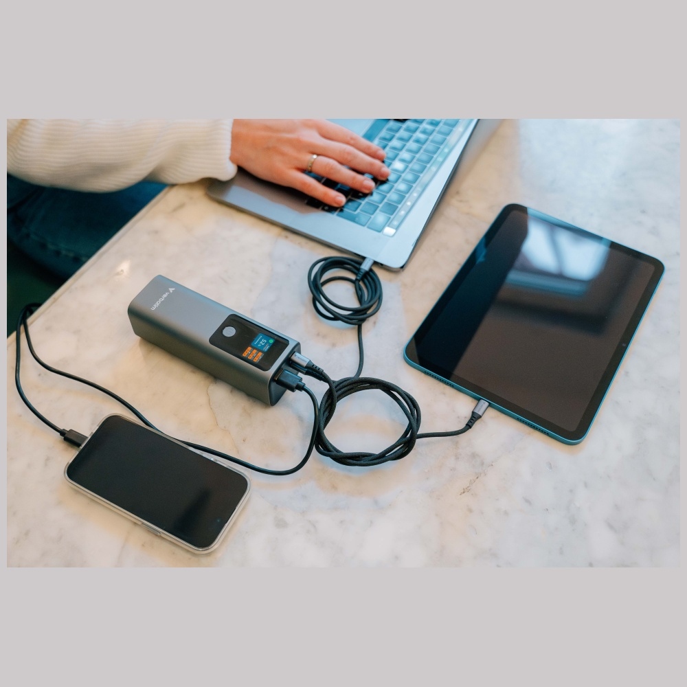 Verbatim Charge n Go 27000mAh 140W 2xUSB-C PD 3.1 powerbank szürke 32269-1