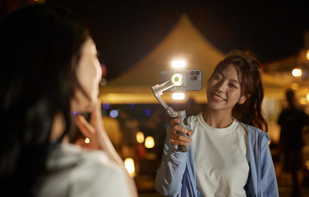 Gimbal AOCHUAN X Pro RGB (fekete)-1