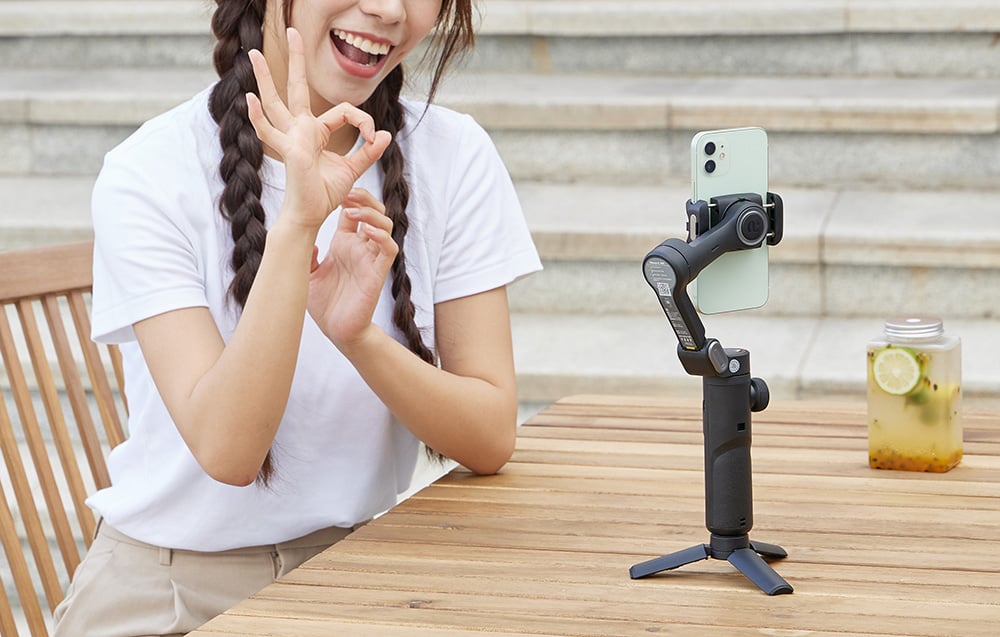 Gimbal AOCHUAN XE RGB (fekete)-6