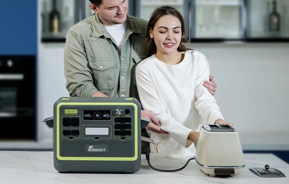 FOSSIBOT F2400 hordozható töltőállomás-1