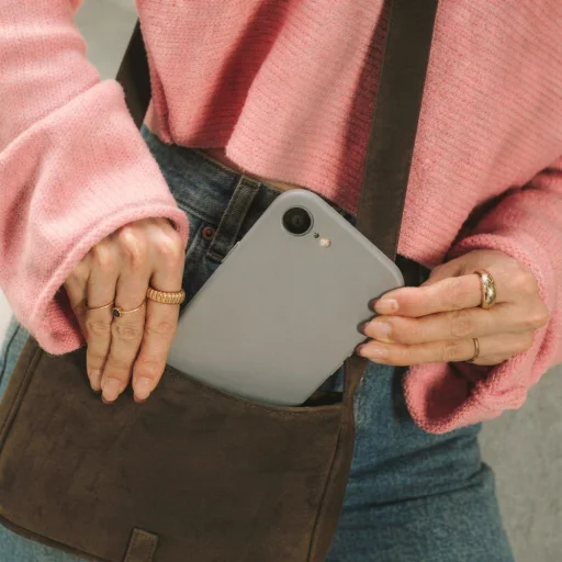 iPhone 16e / 17e Tech-Protect Silikónové MagSafe puzdro, Sivá - 4