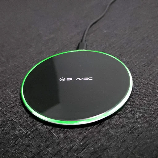 Blavec Indukčná nabíjačka BQI-07 Qi 15W UniCharge (BQI07-QIB) čierne sklo - 5