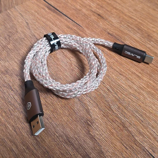 Blavec Kábel Neon - USB na USB-C - QC 3.0 60W 3A 1 meter (CNE-UC3L1) svietiaci RGB - 3