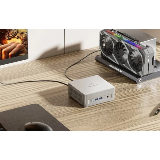 MINIS FORUM UM870 Plus Ryzen 7 8745H 16GB + 512GB mini PC - 8