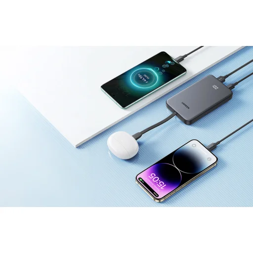 Powerbanka 10000mAh Ugreen PB526 USB + USB-C, 20W, vstavaný kábel (sivá) - 6