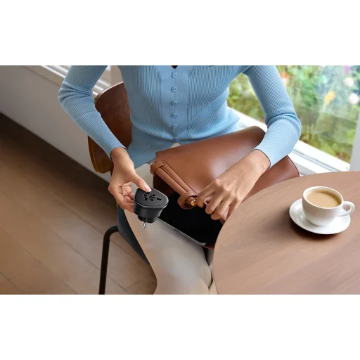 UGREEN S500 univerzálny cestovný adaptér Schuko zástrčka 10A - 8