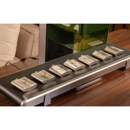 xTool F2 Ultra automatický dopravníkový pás Streamline™ - 5