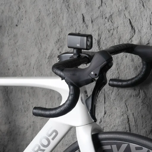 Rockbros M6 1000 lm predné nabíjateľné svetlo na bicykel 2800 mAh - čierne - 11