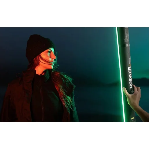 NEEWER RGB ručné trubicové LED svetlo - 4