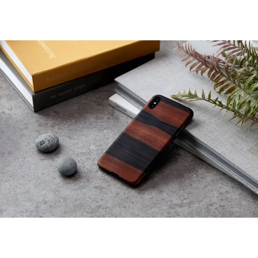 MAN&WOOD iPhone XS Max ebenovo čierny drevený kryt - 5