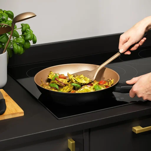 Russell Hobbs RH01666BEU7 Opulence 24 cm čierna panvica - 6