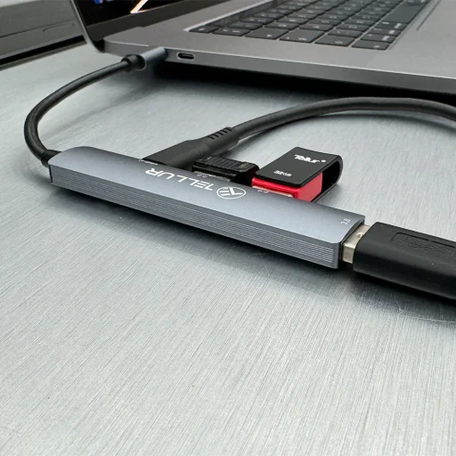 Tellur 4 v 1 USB-C 3.1 hliníkový hub, sivý - 6
