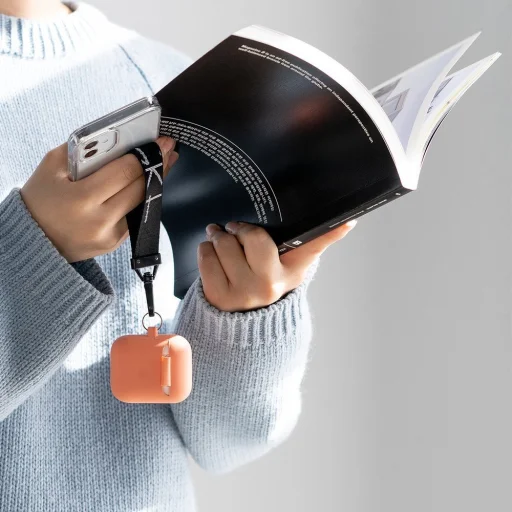 Ringke Kulcsra akasztható pánt karabinerrel fekete (ACKR0001) - 5