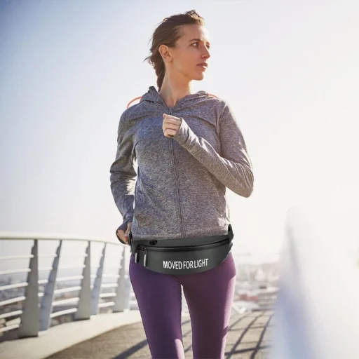 Univerzális futó övtáska fülhallgató kivezetéssel sötétkék - 14