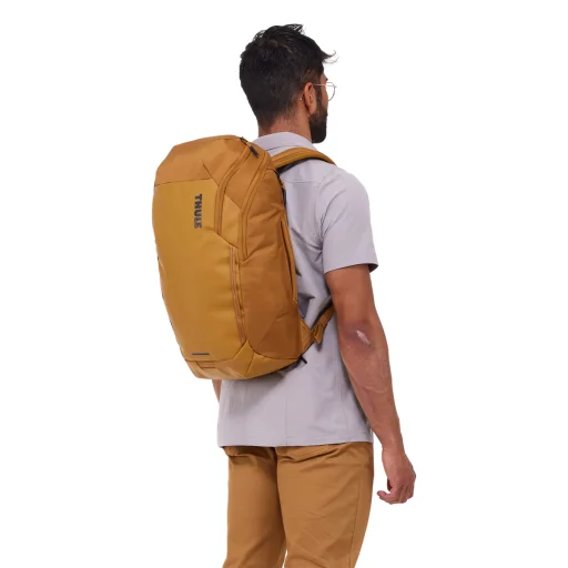 Thule 4983 Chasm Backpack 26L Golden batoh - 4