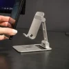 Tellur hliníkový stolný držiak na telefón, strieborný thumbnail