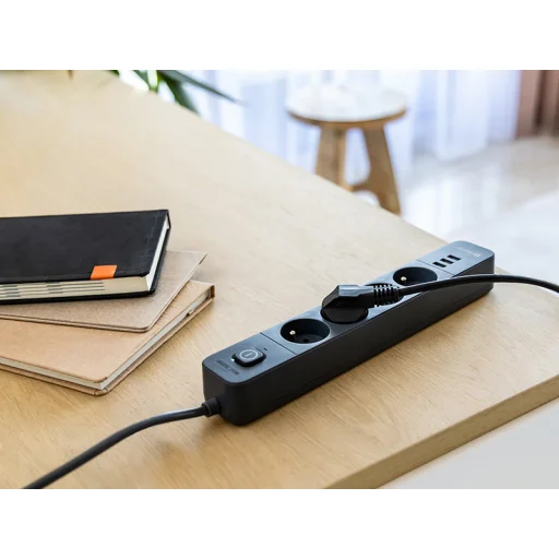 Tracer 47027 Power Line+ 1,5 m sieťová predlžovačka (4 zásuvky + 3x USB-A, 5 V 2,4 A) - 5