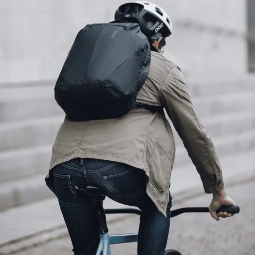 Thule 5293 Tact Backpack 21L Black batoh - 5