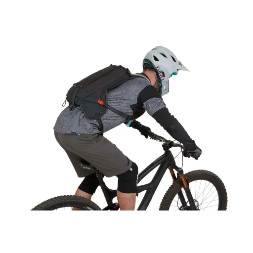 Thule 3796 Rail Hydration Pack 8L Covert hydratačný batoh - 4