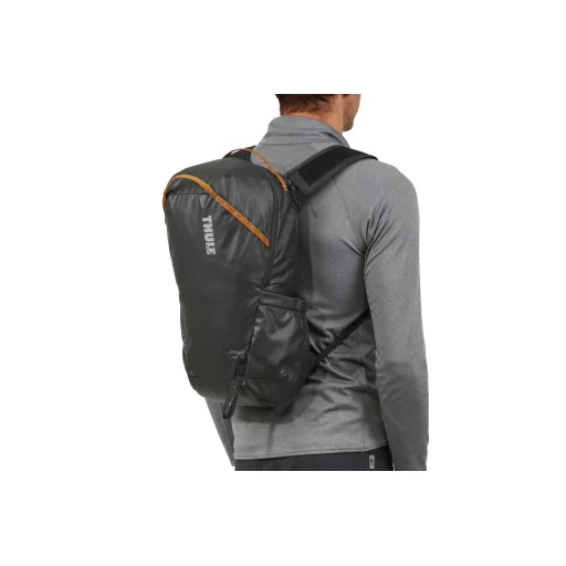 Thule 4089 Stir 18L turistický batoh Wood Thrush - 4