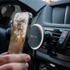 Tellur MagSafe kompatibilný bezdrôtový držiak na telefón s nabíjačkou do auta 15 W čierny thumbnail