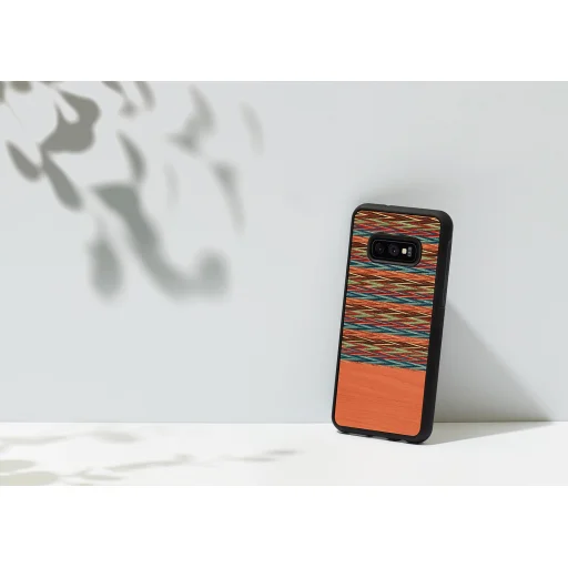 MAN&WOOD Samsung Galaxy S10e browny check black puzdro - 3