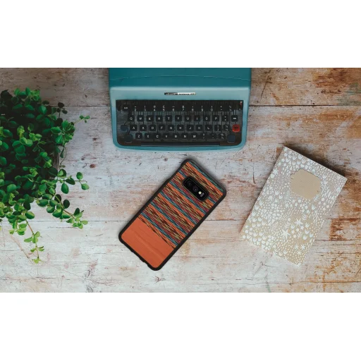 MAN&WOOD Samsung Galaxy S10e browny check black puzdro - 4