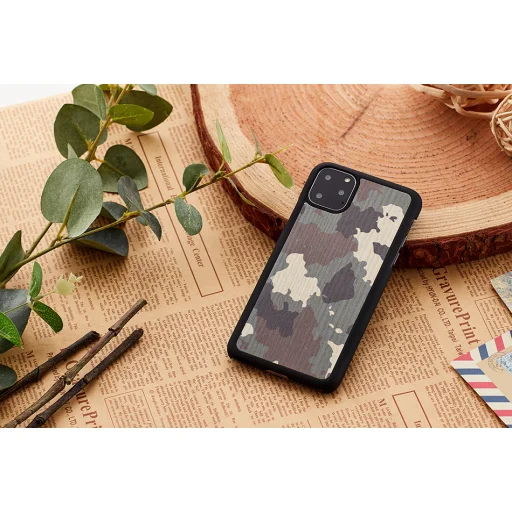 MAN&WOOD iPhone 11 Pro čierne maskáčové puzdro - 3