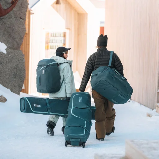 Thule 5160 Roundtrip lyžiarska a snowboardová duffel taška 80L čierna - 5