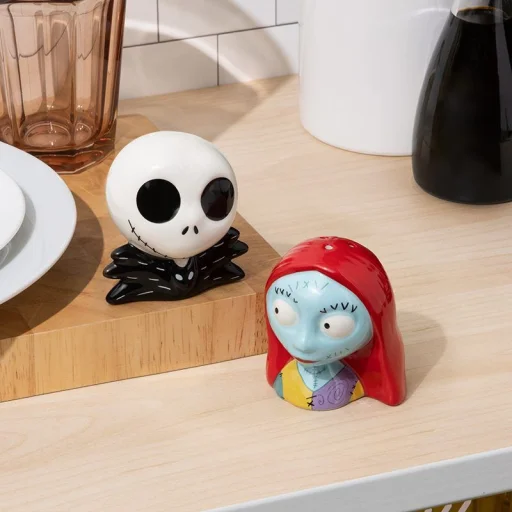 Paladone Nightmare Before Christmas só- és borsszóró szett - 5