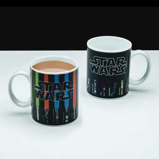 Paladone Star Wars hrnček meniaci sa teplom so svetelnými mečmi - 3
