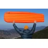 Flextail Tiny Sleeping Pad R05 AVS Múmiová nafukovacia karimatka (oranžová) thumbnail