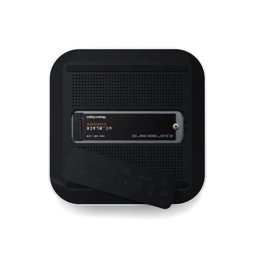 Satechi Thunderbolt 5 CubeDock s boxom pre SSD (3x TBT 5 Downstream porty, TBT 5 Host port 140W, 2x USB-C 3.2, 2x USB-A 3.2, 2,5 Gigabit Ethernet, čítačka SD a microSD kariet, box pre M.2 NVMe SSD, aktívne chladenie) - EU - strieborný - 6
