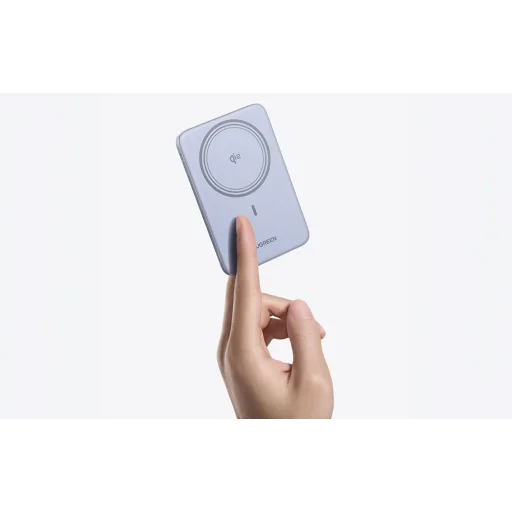 UGREEN PB580 5000 mAh 15 W magnetická powerbanka vesmírna sivá - 5