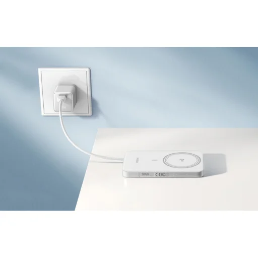 UGREEN PB570 10000 mAh 25 W magnetická powerbanka (biela) - 5
