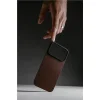 Nomad Magnetic Leather Back fekete (Horween) Magsafe iPhone 17 Pro thumbnail