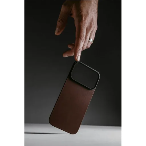 Nomad Magnetic Leather Back fekete (Horween) Magsafe iPhone 17 Pro - 27