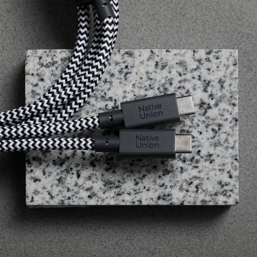 Native Union Belt Cable 2 v 1 kábel USB-C na USB-C, 2 m, zebra - 3