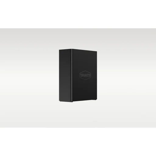 TerraMaster F8 SSD Plus 8-pozíciový NAS server s procesorom Intel Core i3-N305, so 16 GB pamäťou - 8