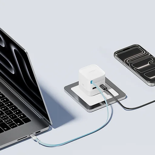 Cuktech AD653W 67 W GaN sieťová nabíjačka s 2× USB-C, USB-A a výsuvným káblom USB-C – biela - 5