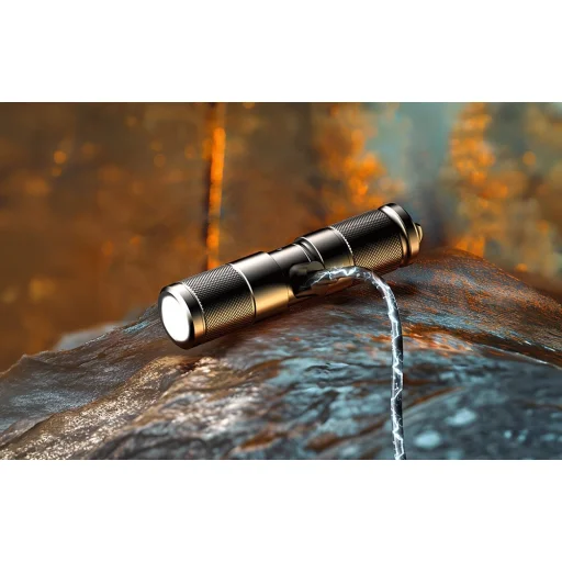 Superfire EF02 USB-C nabíjateľné LED vreckové svietidlo, čierne - 5