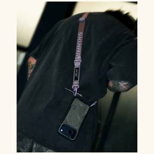 Skinarma Scout XE univerzális telefonpánt lila - 5