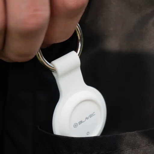 Blavec BTG-02 Bluetooth lokátor s kľúčenkou, biely - 8