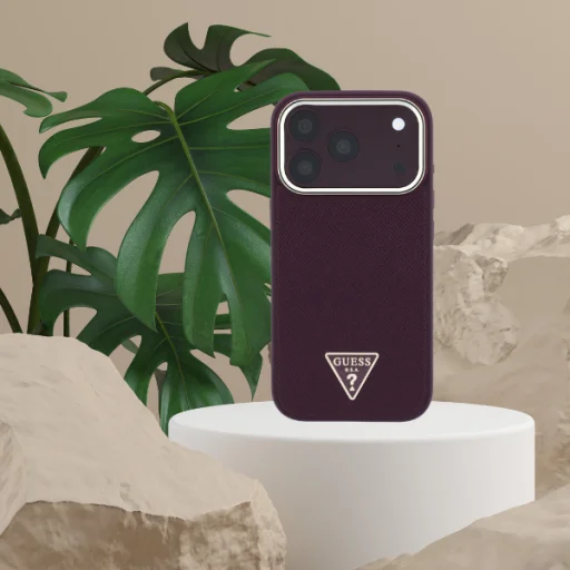 iPhone 18 Pro / 17 Pro burgundské Guess puzdro so zrnitou textúrou a trojuholníkovým logom MagSafe - 11