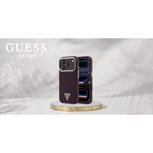 iPhone 18 Pro / 17 Pro burgundské Guess puzdro so zrnitou textúrou a trojuholníkovým logom MagSafe - 9