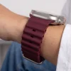 Apple Watch 8 / 9 / 10 / 11 / 12 / SE / Ultra (44 / 45 / 46 / 49 mm) bordový remienok Tech-Protect Iconband Pro thumbnail