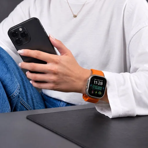 Apple Watch 8/9/10/11/12/SE/Ultra (44/45/46/49 mm) Tech-Protect Silicone Line oranžový remienok - 5