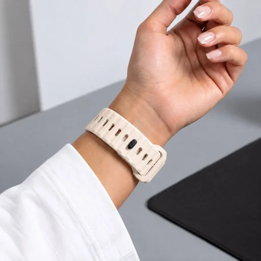 Apple Watch 8/9/10/11/12/SE/Ultra 44/45/46/49 mm béžový remienok Tech-Protect Silicone Line TPU - 5