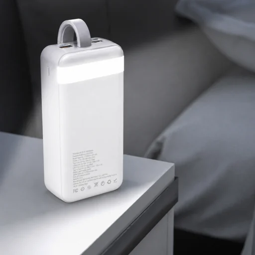 Wozinsky W8-W 30000 mAh externá batéria, 30 W, 2 konektory USB-A a USB-C, svietidlo, biely powerbank - 5